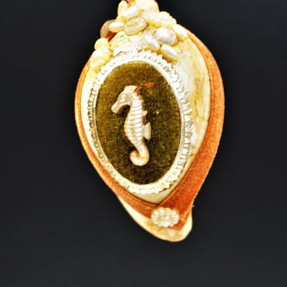 Vintage Christmas Ornament Seashell Beaded Seahorse Mica Ribbon Handmade - Picture 8 of 10